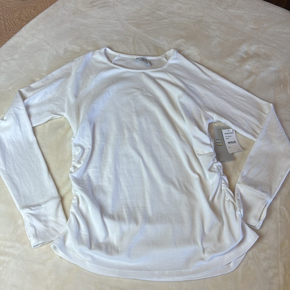 NWT Z by Zella White Long Sleeve Top w/gathered sides - Size L